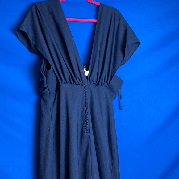 Women’s Evening Gown plus sized - Picture 8 of 9